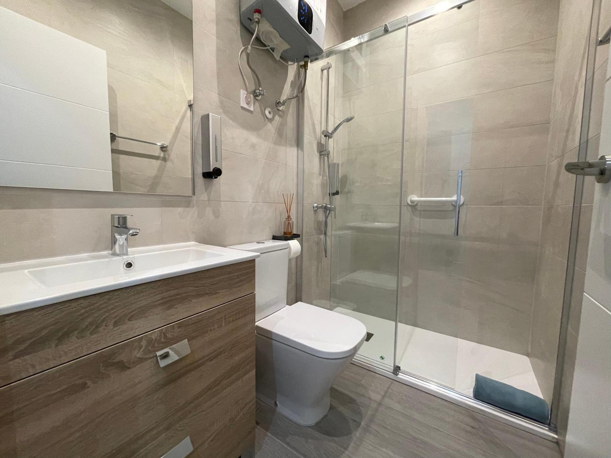 Estudios Nuevos Madrid Centro Εξωτερικό φωτογραφία