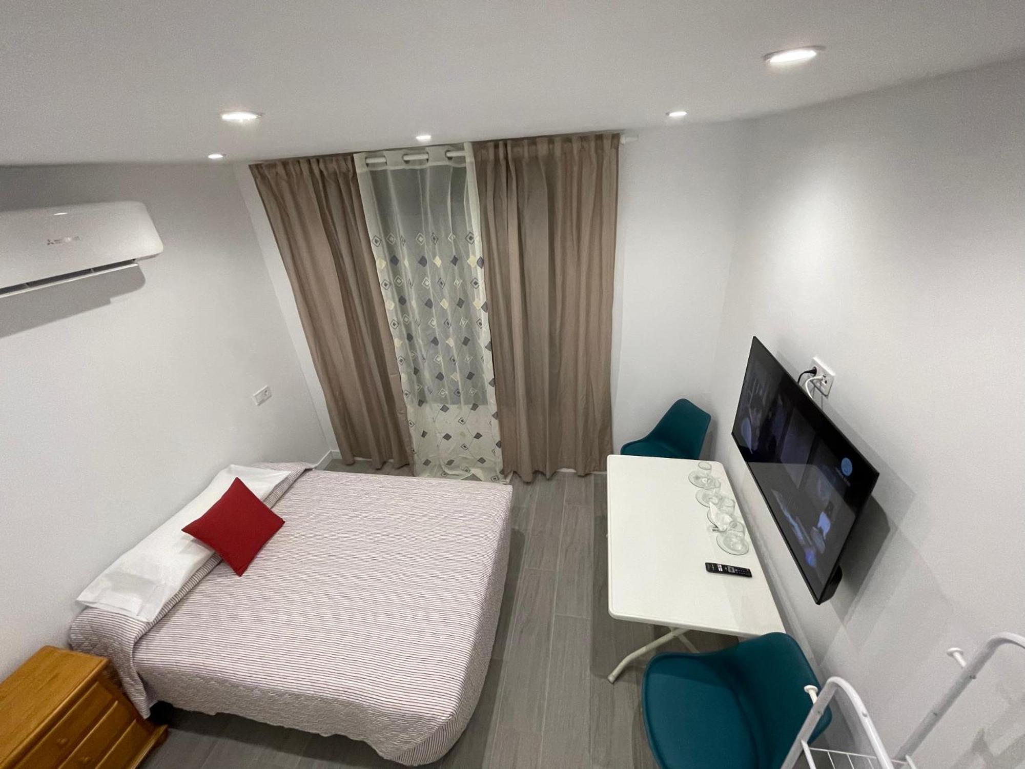 Estudios Nuevos Madrid Centro Εξωτερικό φωτογραφία